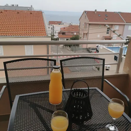 Dalma Apartment *