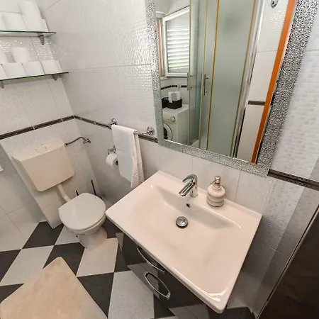 Apartment Dalma Makarska