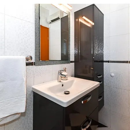 Apartment Dalma Makarska
