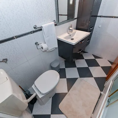 Dalma Apartment *