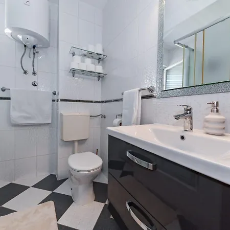 Apartment Dalma Makarska